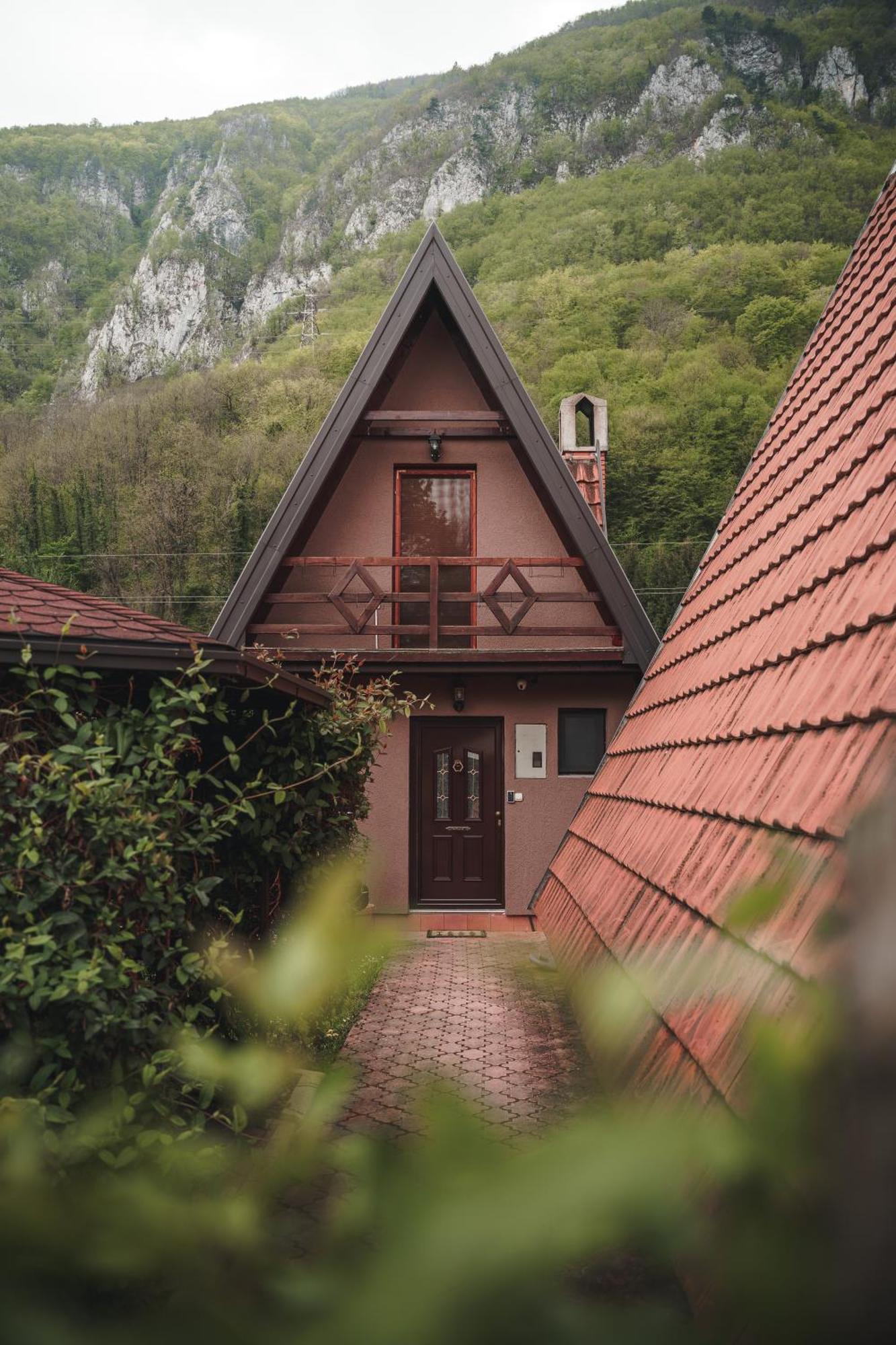 Viola I Detelina Apartments Perucac Bagian luar foto