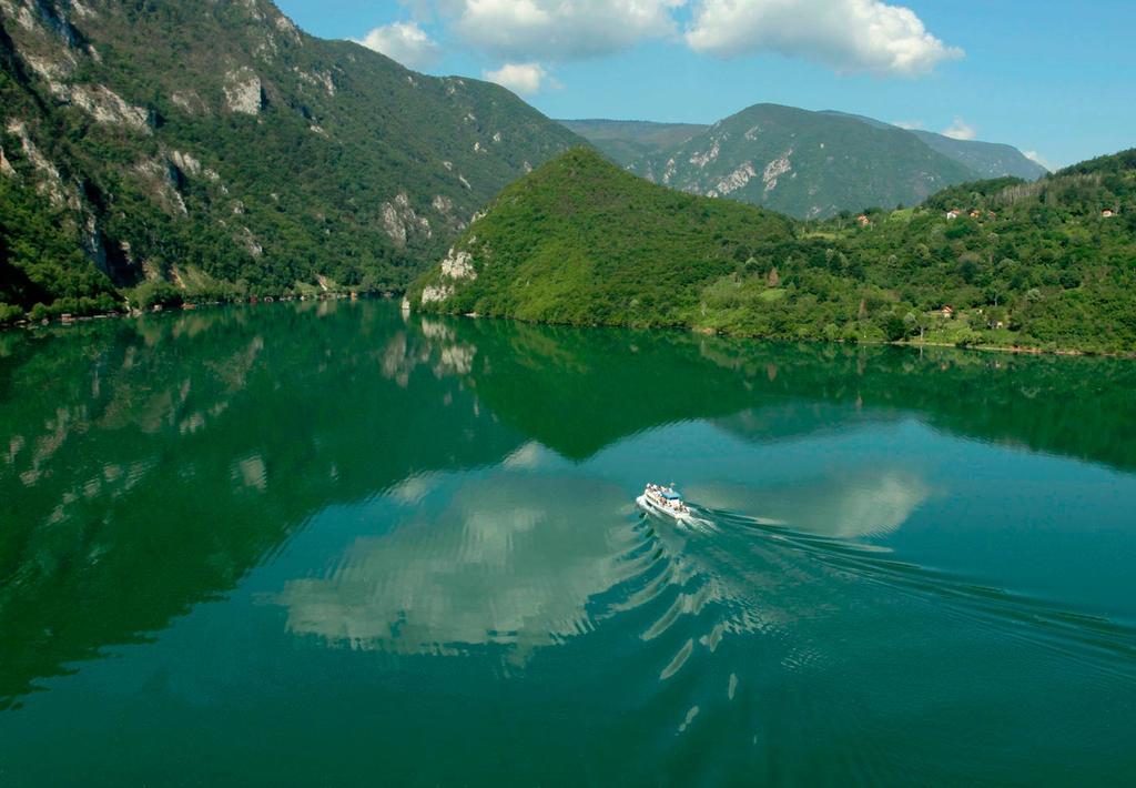 Viola I Detelina Apartments Perucac Bagian luar foto